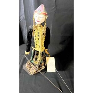 Weyang Goleck Japenese Puppet
